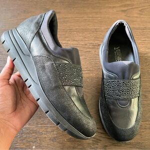 Vernissage Black Slip On Sneaker Shoes Size EU 36